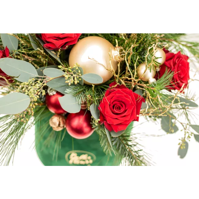 vánoční box s růžemi